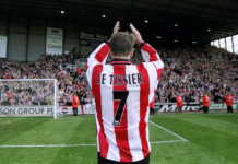 Ένας «Θεός» που έκανε τους «Αγίους» να παραληρούν στο όνομα του!